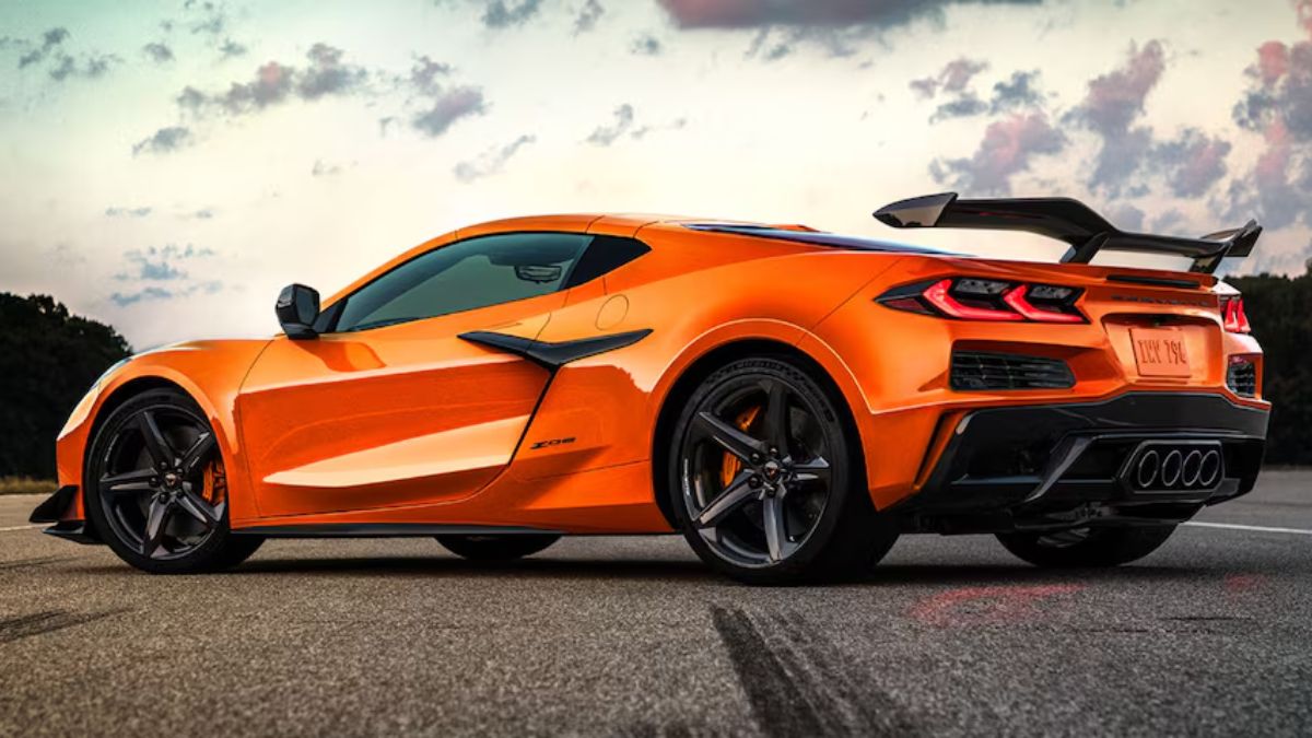 Corvette Stingray 2026: Bold New Look, Mid-Engine Power, Supercar Thrills